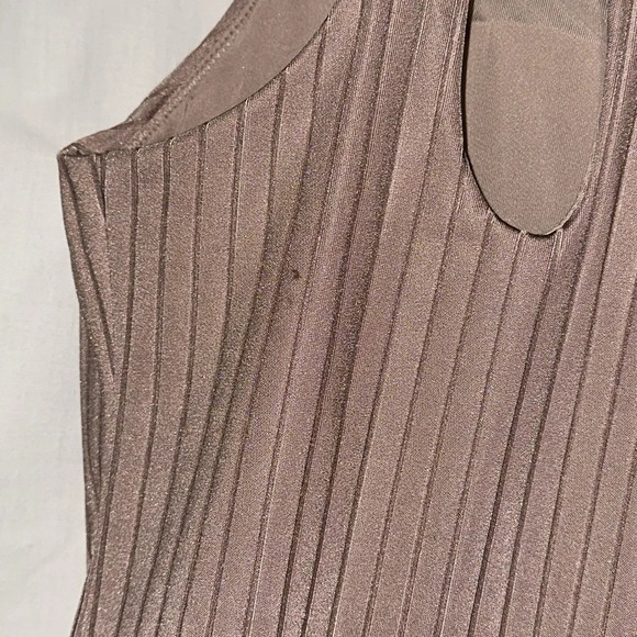 rose gold Aerie ribbed shine asymmetrical one piece swimsuit size medium - Picture 6 of 7